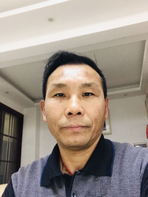 西凤酒的第一张照片--江西上门女婿服务网