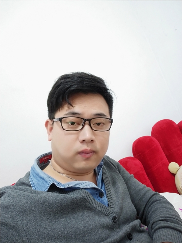 何必在亿的第一张照片--江西上门女婿服务网